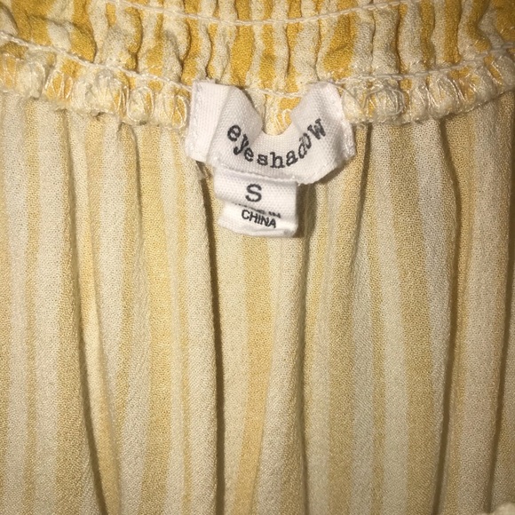 Eyeshadow flowy top - Picture 2 of 3